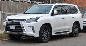 Lexus 2023 LX 600 · Black — 28,000 km, USD 80,000